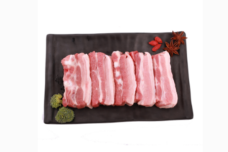  芝華數(shù)據(jù)顯示，豬價指數(shù)自今年年初最高的18.35點一路下跌到6月初的12.8點，之后穩(wěn)步上漲，9月5日漲至下半年新高14.88點，漲幅16.26％。 