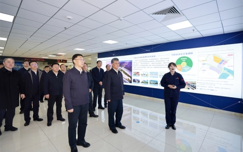 3月15日，河南省黨政代表團(tuán)赴新疆維吾爾自治區(qū)烏魯木齊國(guó)際陸港區(qū)考察學(xué)習(xí)。