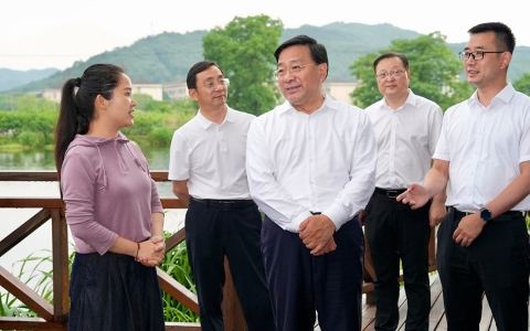 韓俊在浙江調(diào)研時強調(diào) 完善城鄉(xiāng)融合發(fā)展體制機制 推進學(xué)習(xí)運用“千萬工程”經(jīng)驗走深走實